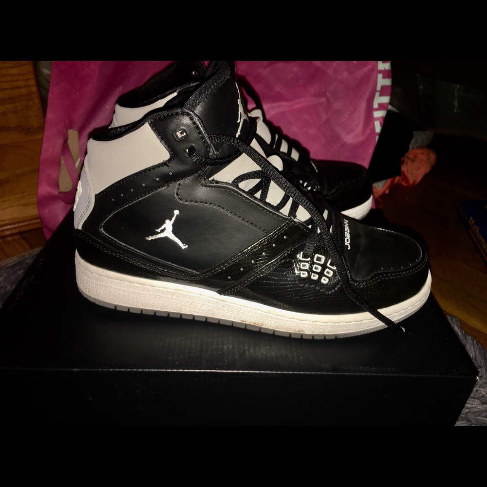 NEW AUTHENTIC JORDANS